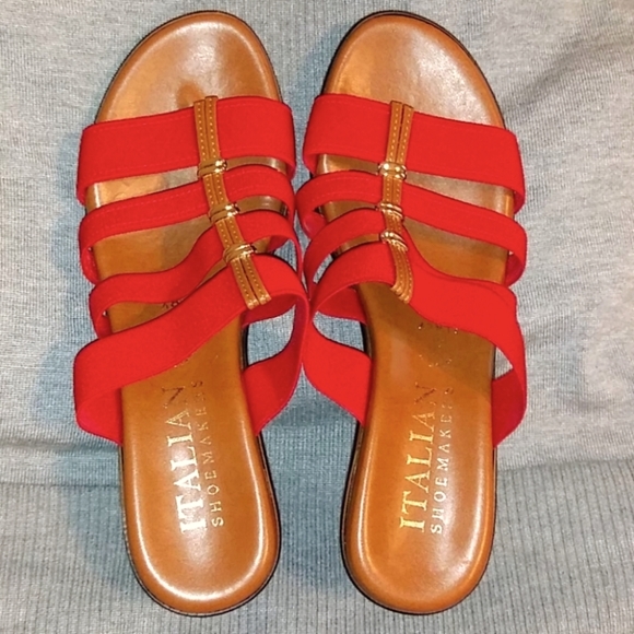 Italian Shoemakers Shoes - 2/$20 Italian shoemakers clover wedges